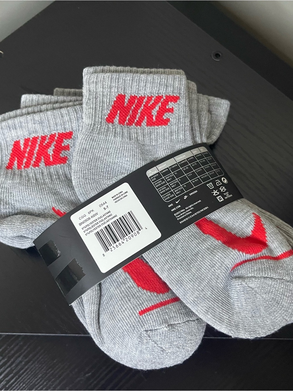Nike Grey Ankle Cushioned Socks with Red Logo - Picture 2 of 4